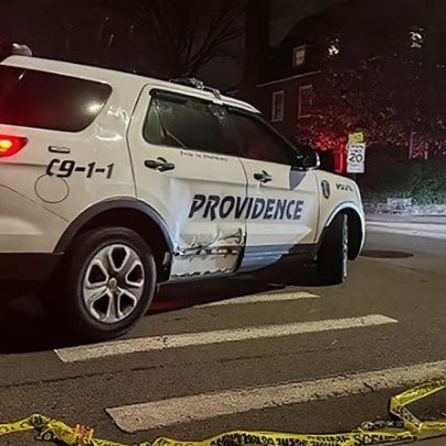 Polícia liberta suspeito de tiroteio na Universidade de Brown e intensifica buscas