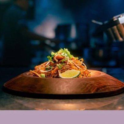 Como fazer pad thai com o chef Maurício Vale no Soi