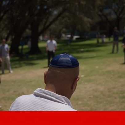 Suspeito do ataque terrorista em Sydney é acusado de 59 crimes