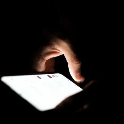 Bruxelas lança código de conduta para rotular conteúdos criados com IA