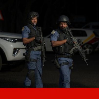 Homens armados matam nove pessoas na África do Sul