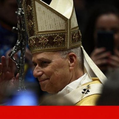 Papa lamenta economia que trata pessoas como mercadoria