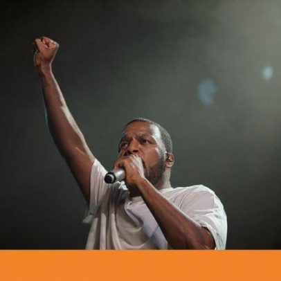 Dino D’Santiago, Sara Correia, Clã e Plutónio criam música de boas-vindas a 2026