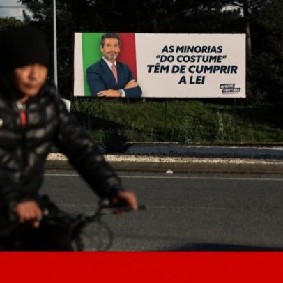 Ventura remove cartazes sobre ciganos, diz advogado; Chega fica em silêncio