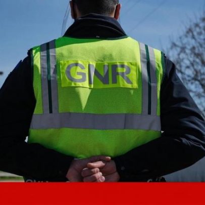 GNR barricado no posto de Felgueiras entrega-se às autoridades