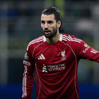 Szoboszlai não treme e dá pontapé na crise do Liverpool