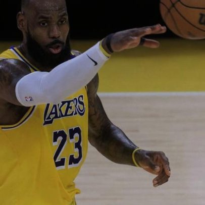 Crítico afirma que não se curva perante LeBron James