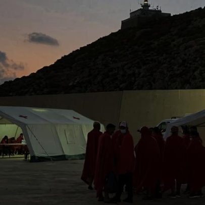 Espanha intercepta duas embarcações com 58 migrantes