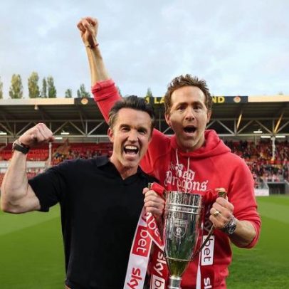 Reynolds e McElhenney vendem participação minoritária no Wrexham