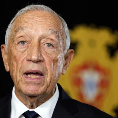 Marcelo Rebelo de Sousa continua hospitalizado no Porto