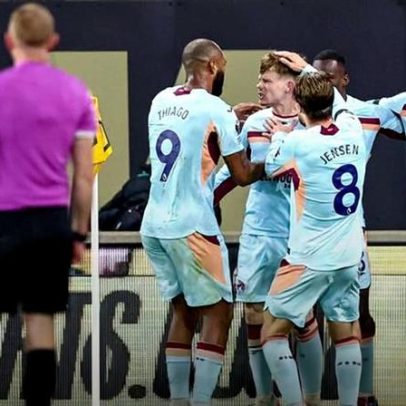 Wolverhampton tem 15 derrotas em 17 jornadas e continua a afundar-se