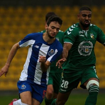 Jogador do FC Porto não jogou mais após selfie com amiga com cachecol do Benfica