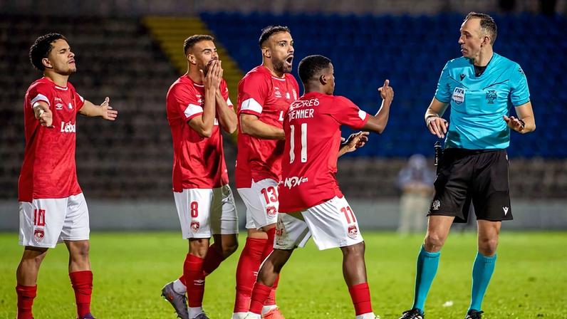 Crise de confiança no futebol em destaque