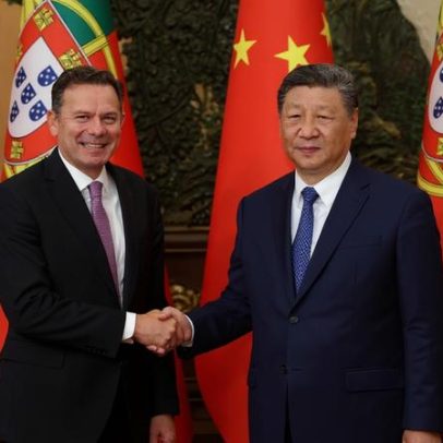UE enfrenta críticas por confrontar a China