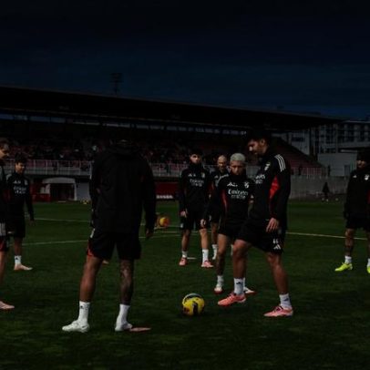 Benfica prepara Famalicão em treino com nova novidade