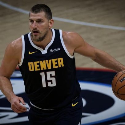 Nikola Jokic ultrapassa Durant e alcança novo recorde na carreira