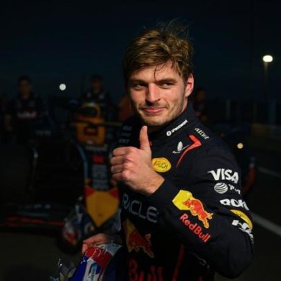 Verstappen faz nova pole em Abu Dhabi à frente dos McLaren