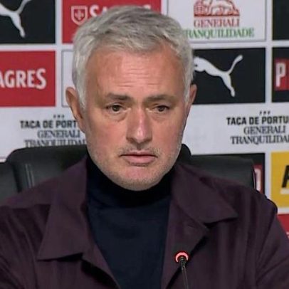 Mourinho destaca Otamendi: personalidade para ir ao ataque e marcar