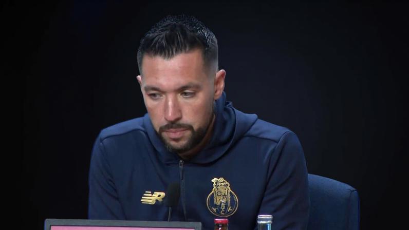 Farioli diz que chegada de Thiago Silva vai elevar o nível