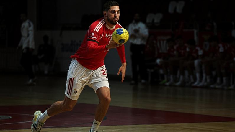 Korchi, jogador de andebol da equipa do Benfica 2025-26. Foto SL Benfica