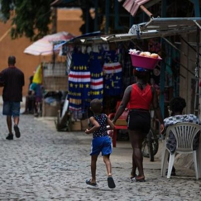 Buscas na câmara municipal da Praia, Cabo Verde