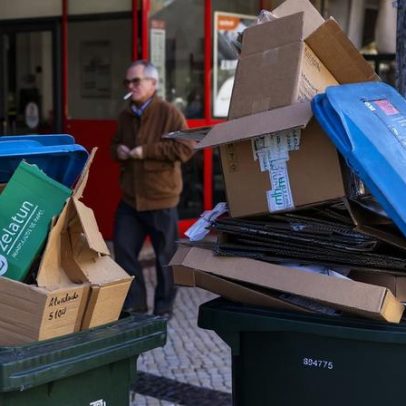 Recolha de resíduos e escolas serão os setores mais afetados