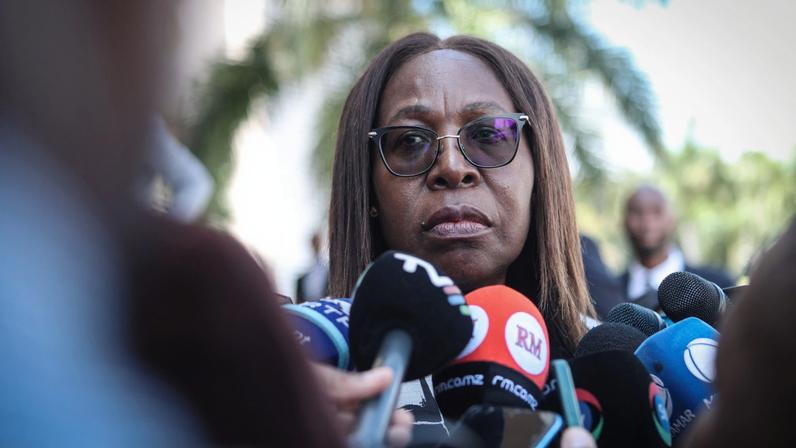 Primeira-ministra moçambicana pede combate a raptos e tráfico humano