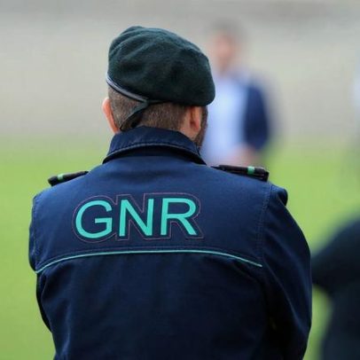 Suspeito detido por ameaçar ex-companheira com arma de fogo