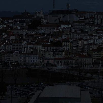 Câmara de Coimbra revê estratégia local de habitação