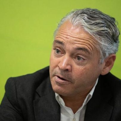 Oposição critica orçamento da Madeira como cor-de-rosa