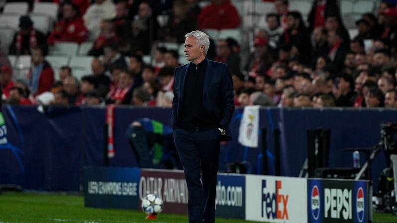 Benfica, de José Mourinho, joga hoje, 14 de dezembro, em casa do Moreirense