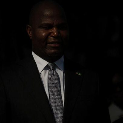 Presidente de Moçambique perdoa 22 condenados por manifestações pós-eleitorais