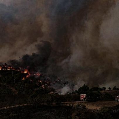 Incêndios florestais poluem o ar mais do que estimado, revela estudo