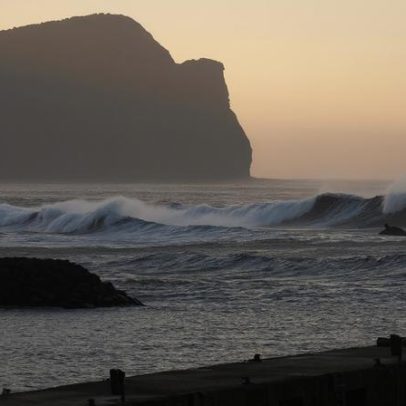 Prolongado aviso amarelo de chuva e vento para Açores centrais e orientais