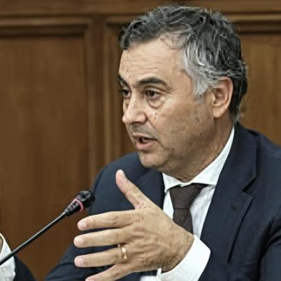 Ministro da Educação critica a RTP e pede investigação