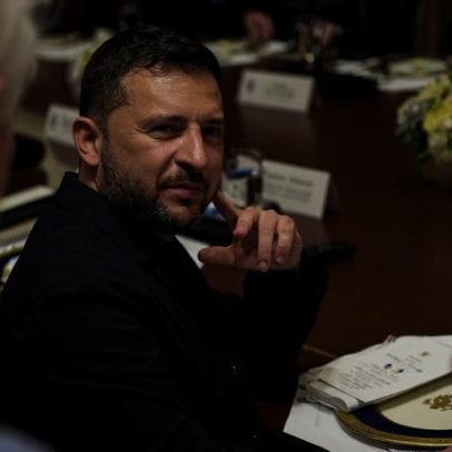 Zelensky e Trump conversam com líderes europeus após reunião