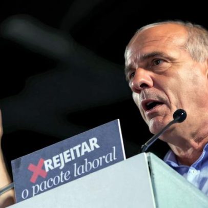Raimundo desafia Montenegro a retirar o pacote laboral