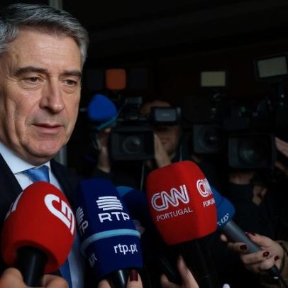 PS acusa Montenegro de lançar cenoura aos trabalhadores