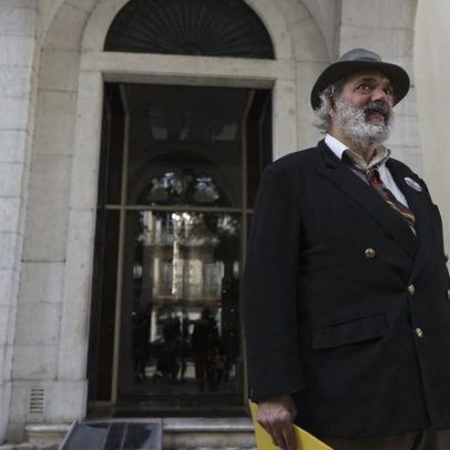 Manuel João Vieira entre as 11 candidaturas admitidas