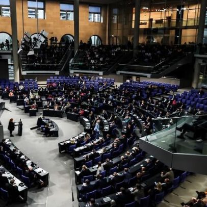 Alemanha aumenta recrutamento e adota serviço obrigatório