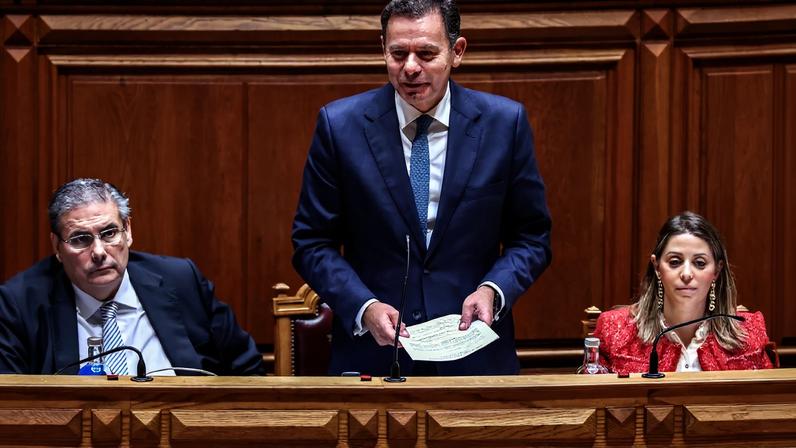 Montenegro anuncia crédito de 500 milhões para Moçambique