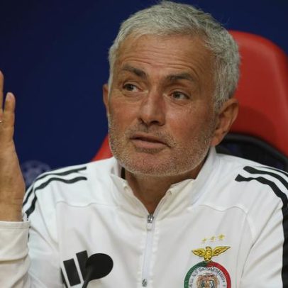 Mourinho admite chorar com ausências no Benfica