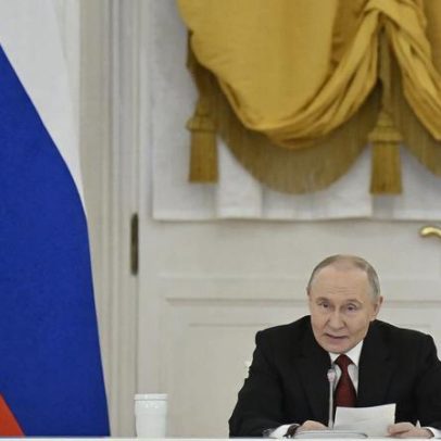 Putin afirma necessidade de mais 12 milhões de trabalhadores