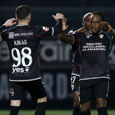 Estrela da Amadora vence Famalicão e sobe ao nono lugar