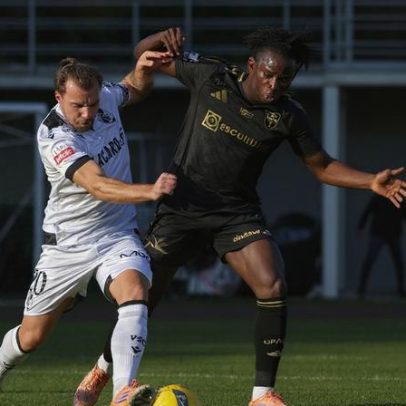 Vitória empata com Casa Pia e soma segundo jogo sem vencer