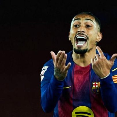 Deco elogia Raphinha por contagiar a equipa