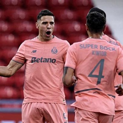 Bednarek é novamente defesa do mês da liga
