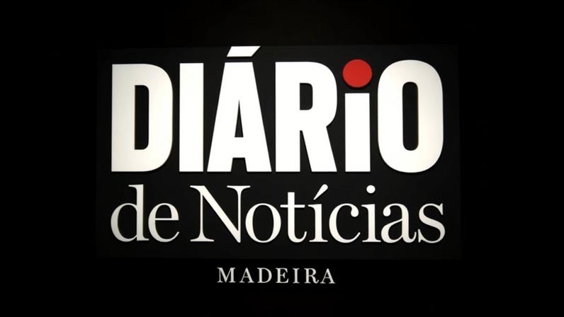 Manhã de sexta-feira com tráfego intenso gera congestionamento
