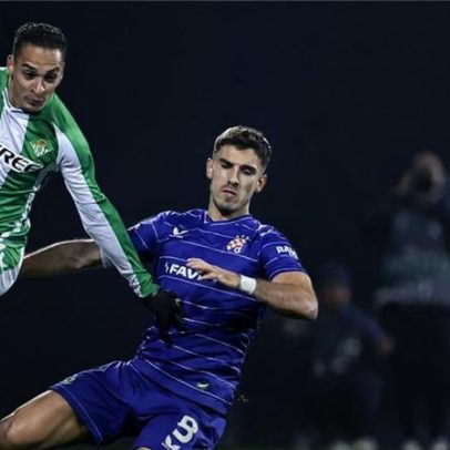 Antony aproveita desentendimento e amplia vantagem do Betis em Zagreb