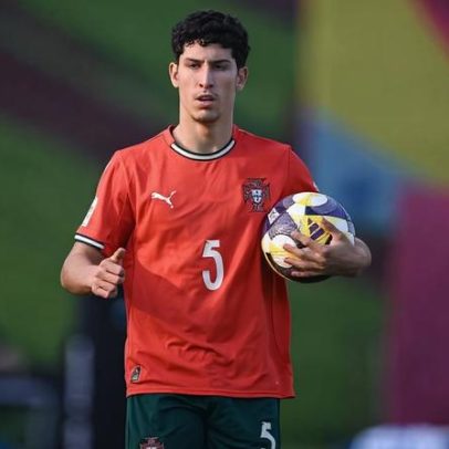 Campeão do Mundo chega ao Benfica